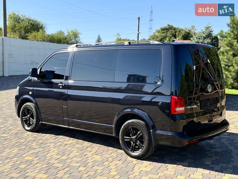 Мінівен Volkswagen Multivan 2013 в Дніпрі