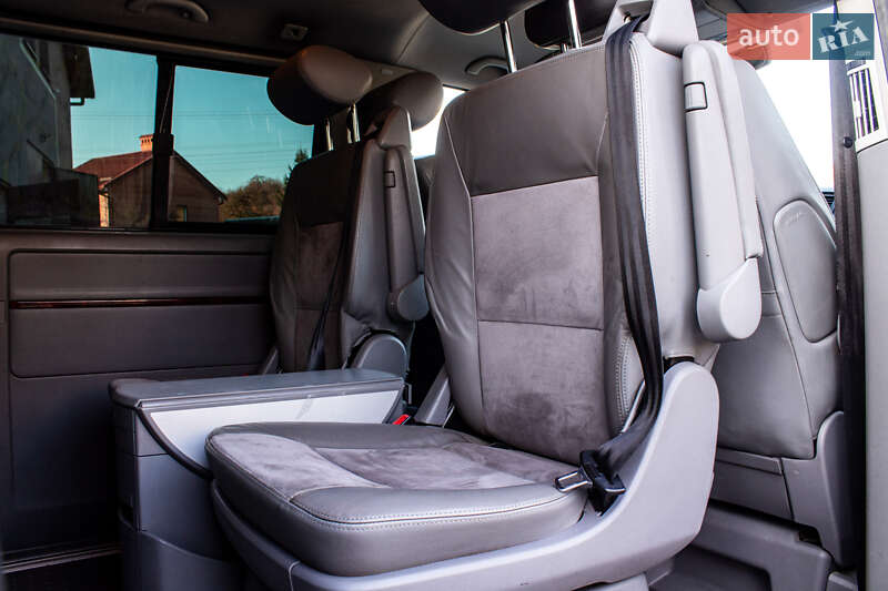 Мінівен Volkswagen Multivan 2007 в Львові