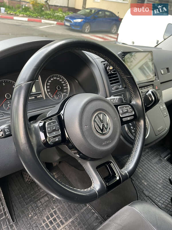 Минивэн Volkswagen Multivan 2013 в Белой Церкви