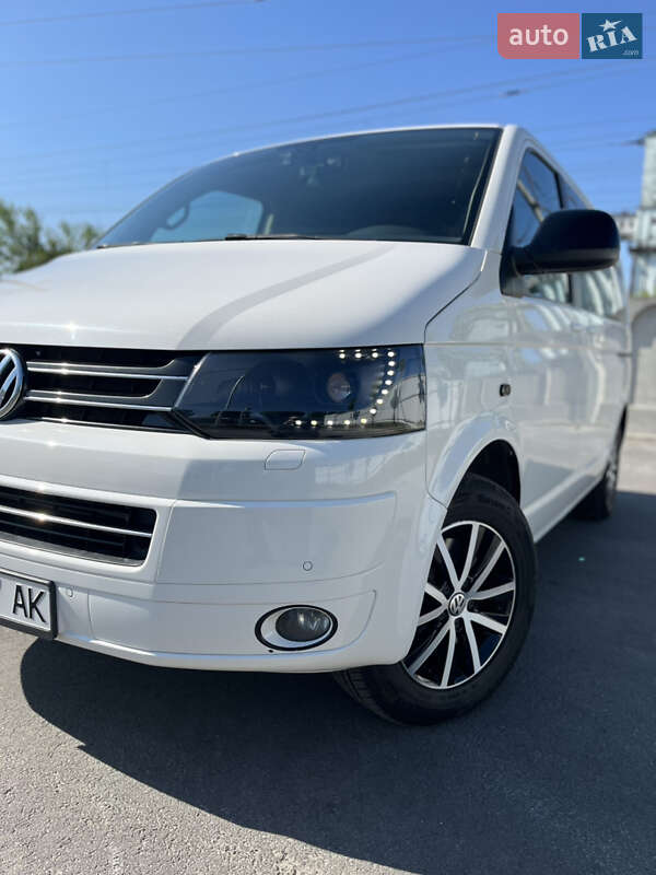 Минивэн Volkswagen Multivan 2013 в Белой Церкви