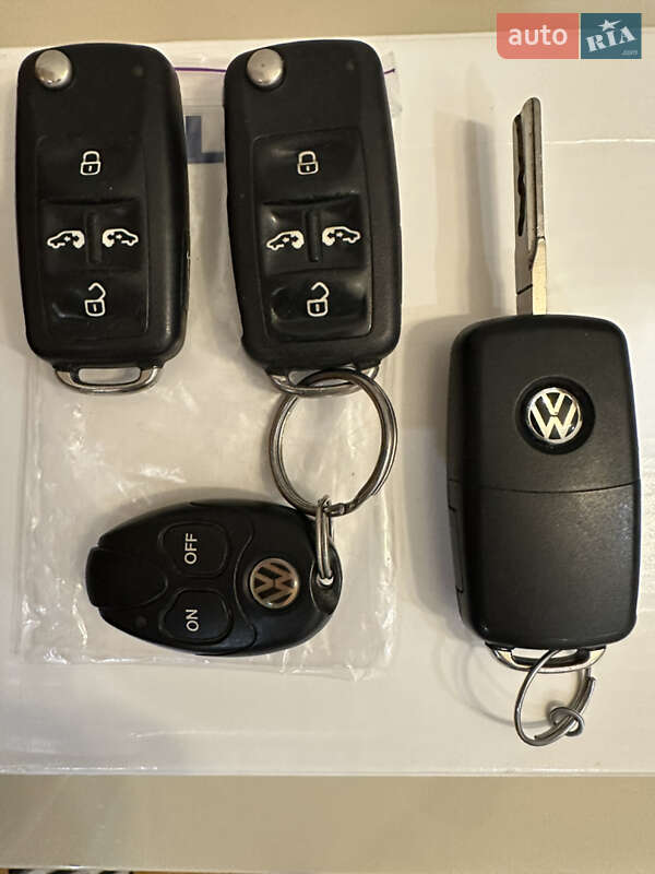 Минивэн Volkswagen Multivan 2011 в Харькове фото 66 Минивэн Volkswagen Multivan 2011 в Харькове