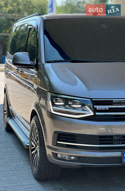 Минивэн Volkswagen Multivan 2017 в Днепре