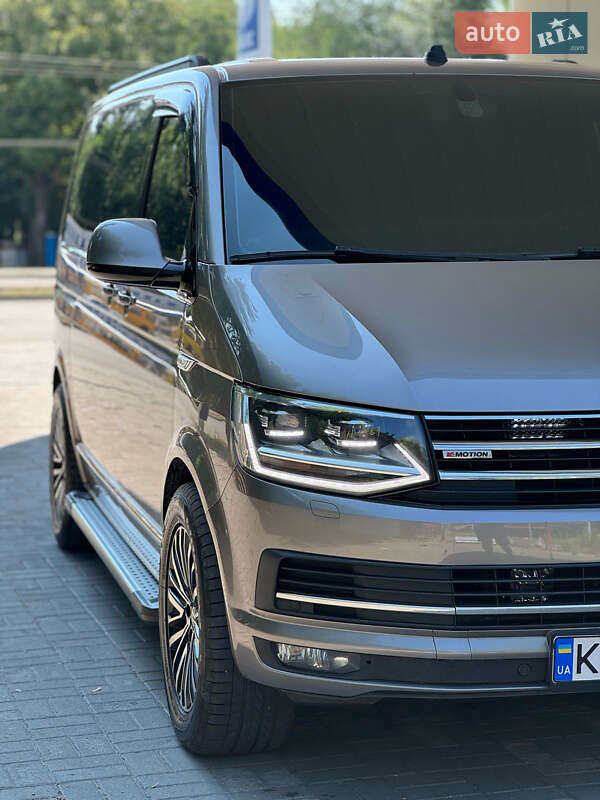 Мінівен Volkswagen Multivan 2017 в Чернівцях фото 2 Мінівен Volkswagen Multivan 2017 в Чернівцях