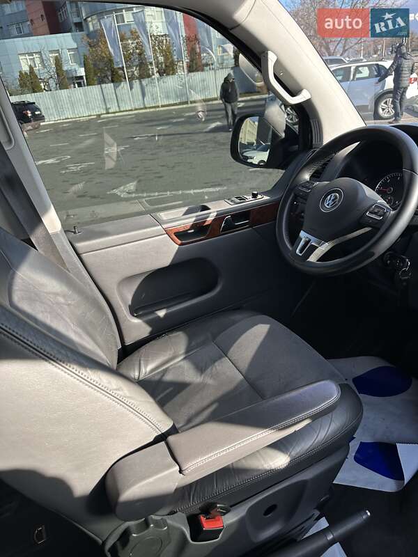 Мінівен Volkswagen Multivan 2011 в Києві фото 29 Мінівен Volkswagen Multivan 2011 в Києві