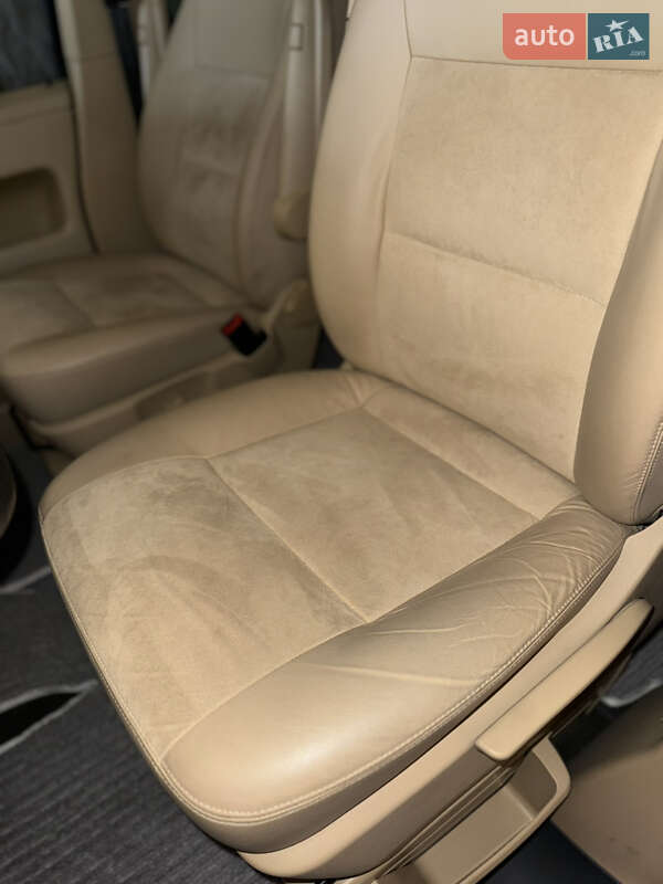 Мінівен Volkswagen Multivan 2008 в Києві фото 9 Мінівен Volkswagen Multivan 2008 в Києві