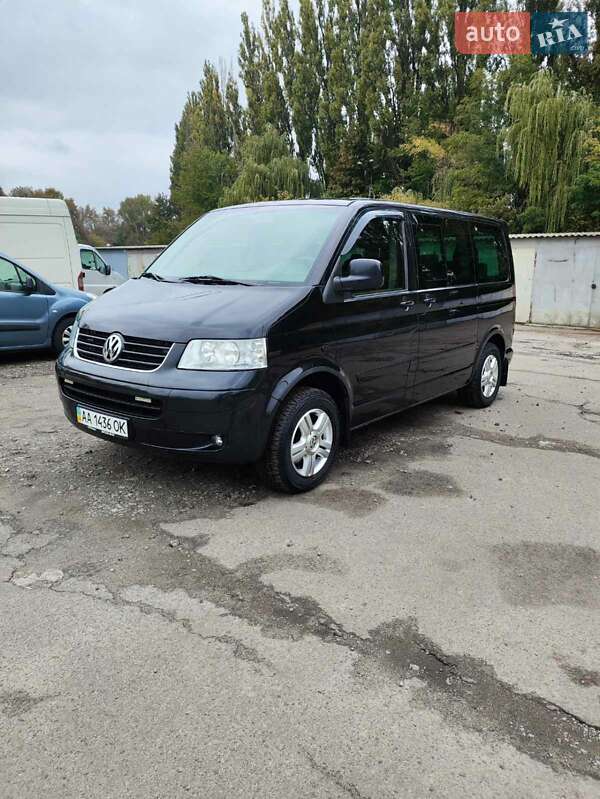 Минивэн Volkswagen Multivan 2008 в Киеве