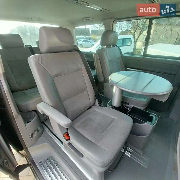 Минивэн Volkswagen Multivan 2008 в Киеве