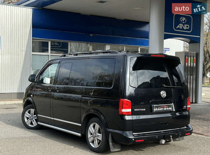 Мінівен Volkswagen Multivan 2011 в Миколаєві