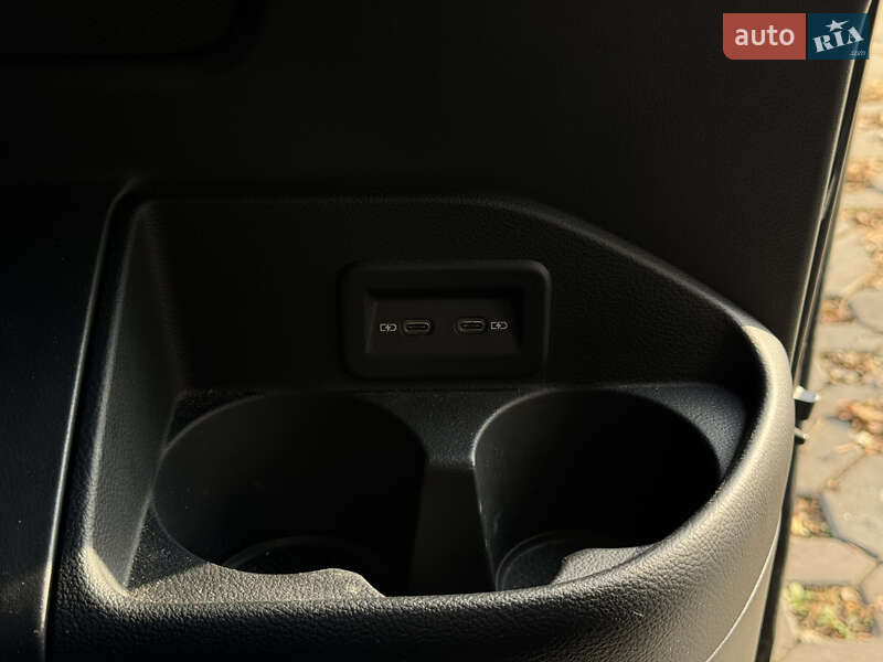 Мінівен Volkswagen Multivan 2020 в Києві фото 40 Мінівен Volkswagen Multivan 2020 в Києві