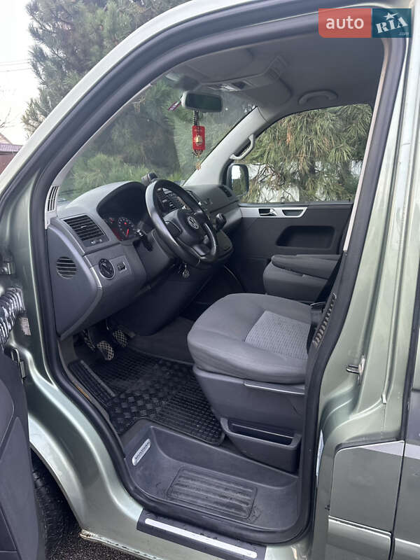 Минивэн Volkswagen Multivan 2003 в Киеве фото 11 Минивэн Volkswagen Multivan 2003 в Киеве