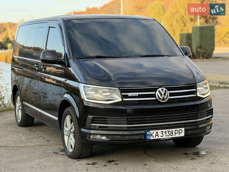 Мінівен Volkswagen Multivan 2015 в Дніпрі
