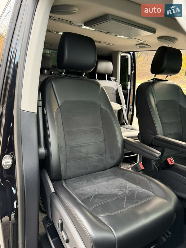 Мінівен Volkswagen Multivan 2015 в Дніпрі