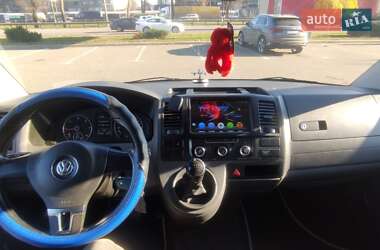 Минивэн Volkswagen Multivan 2010 в Киеве