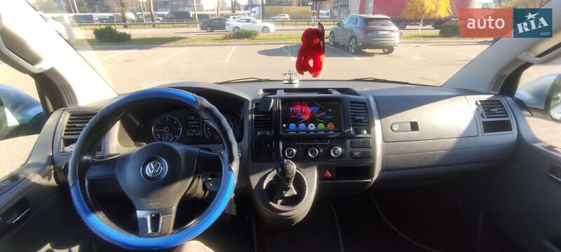 Volkswagen Multivan 2010 Volkswagen Multivan 2010