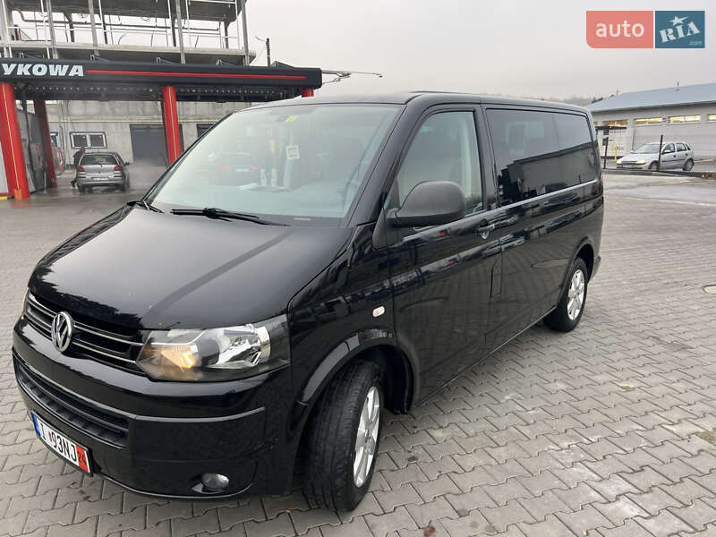 Минивэн Volkswagen Multivan 2013 в Дрогобыче