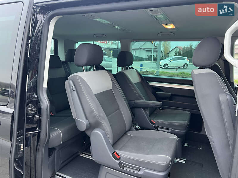 Минивэн Volkswagen Multivan 2013 в Дрогобыче