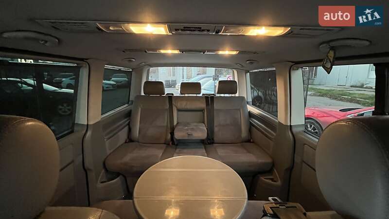 Минивэн Volkswagen Multivan 2006 в Николаеве