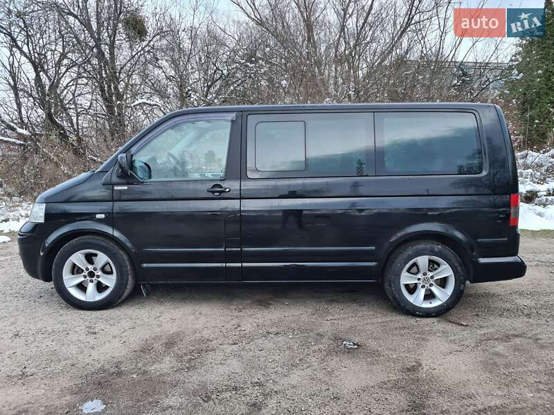 Минивэн Volkswagen Multivan 2007 в Новом Роздоле