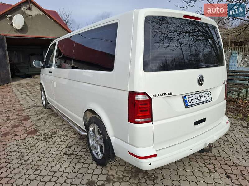 Минивэн Volkswagen Multivan 2017 в Черновцах