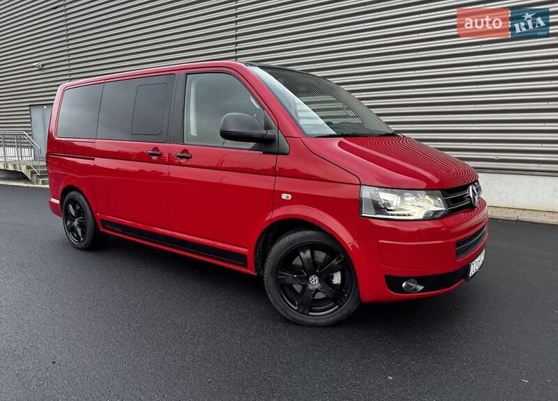 Минивэн Volkswagen Multivan 2012 в Днепре
