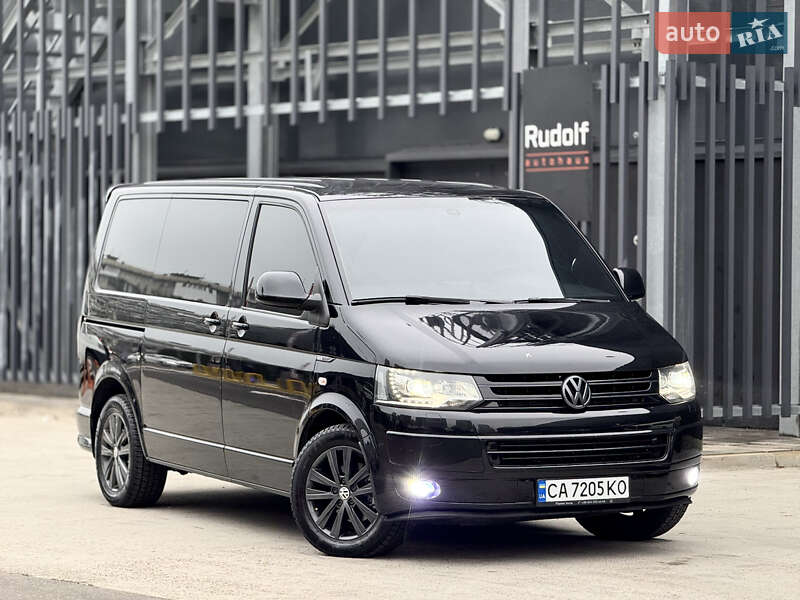 Минивэн Volkswagen Multivan 2012 в Киеве
