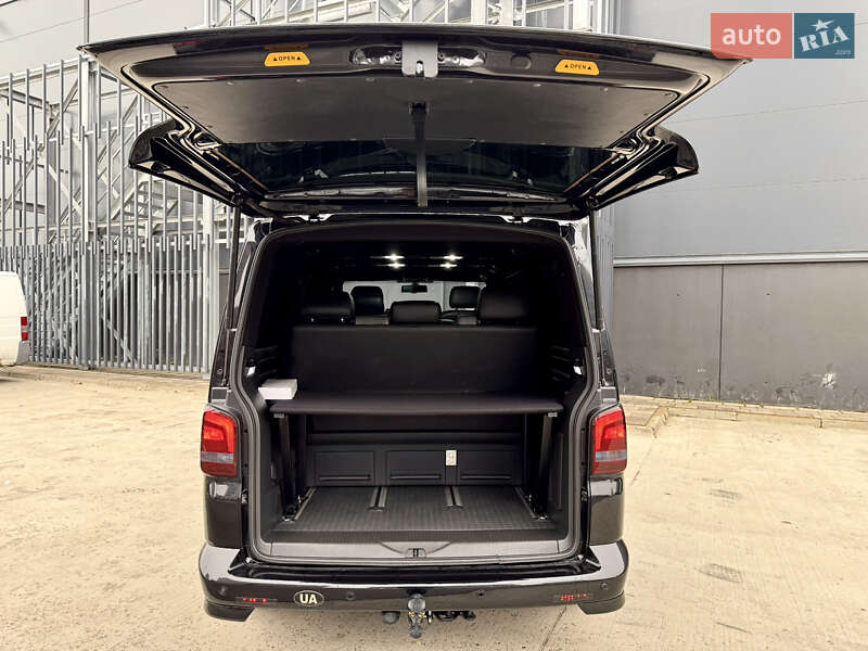 Минивэн Volkswagen Multivan 2012 в Киеве