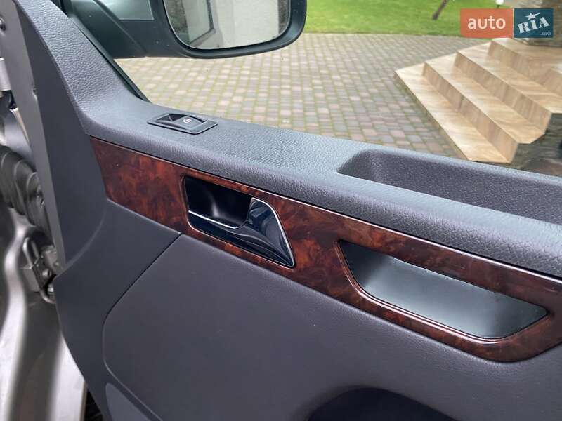 Мінівен Volkswagen Multivan 2013 в Охтирці фото 27 Мінівен Volkswagen Multivan 2013 в Охтирці