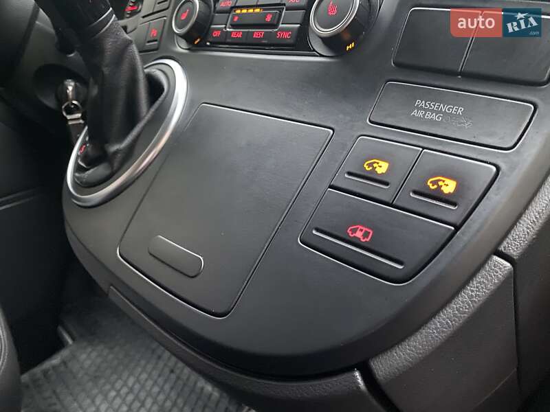 Мінівен Volkswagen Multivan 2013 в Охтирці фото 44 Мінівен Volkswagen Multivan 2013 в Охтирці