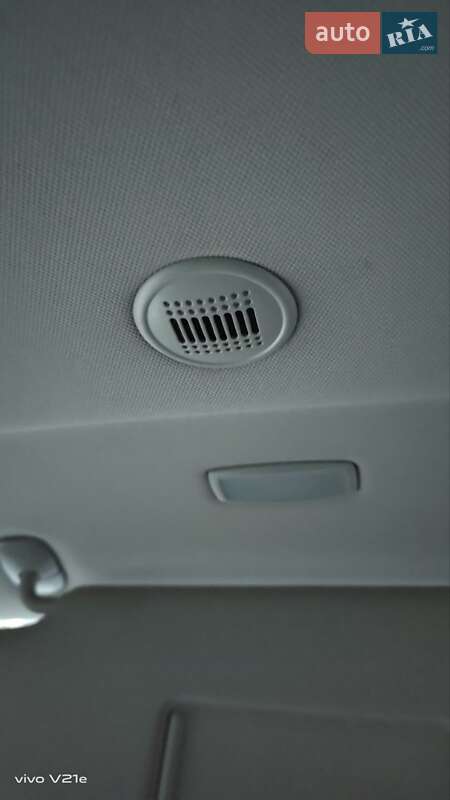 Минивэн Volkswagen Multivan 2016 в Киеве