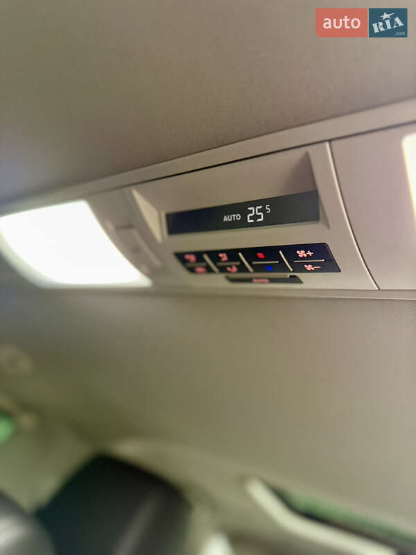 Минивэн Volkswagen Multivan 2018 в Луцке