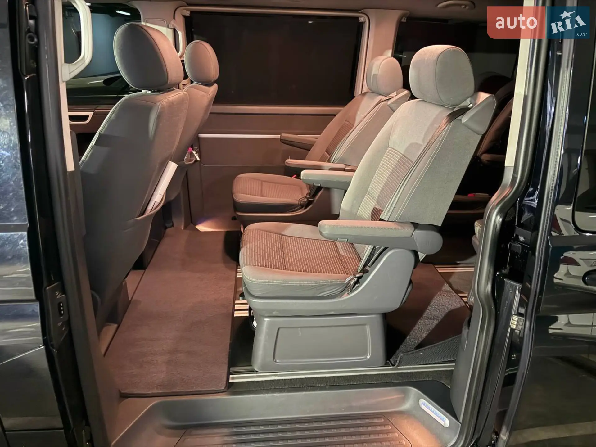 2010 Volkswagen Multivan - мініатюра 10
