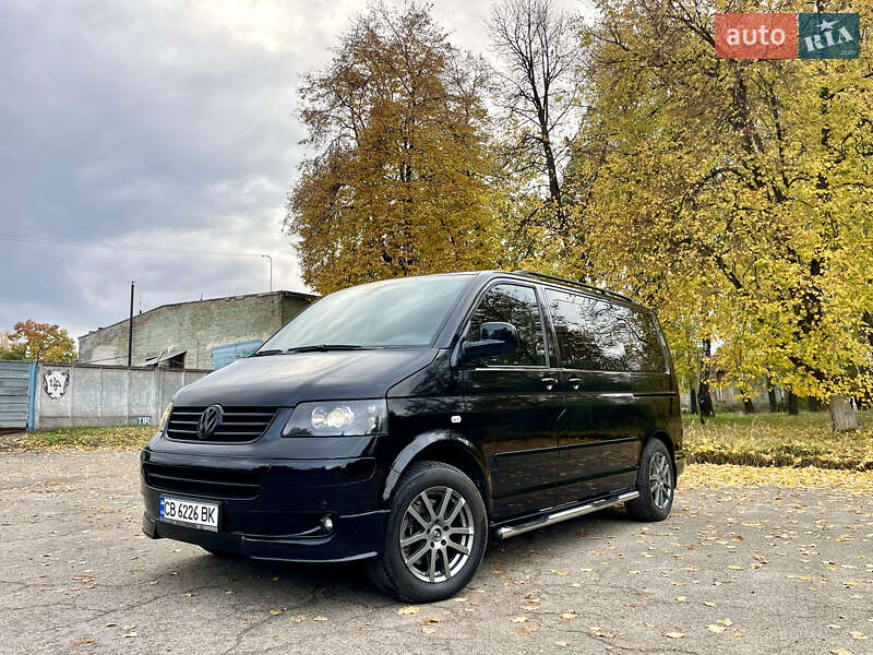 Минивэн Volkswagen Multivan 2005 в Чернигове фото Минивэн Volkswagen Multivan 2005 в Чернигове