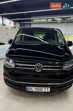 Минивэн Volkswagen Multivan 2016 в Львове