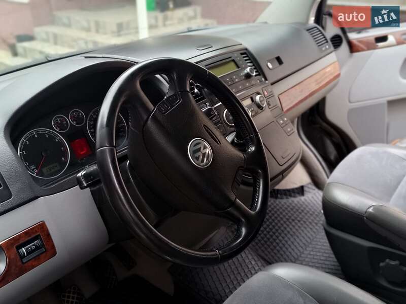 Минивэн Volkswagen Multivan 2006 в Чернигове фото 15 Минивэн Volkswagen Multivan 2006 в Чернигове