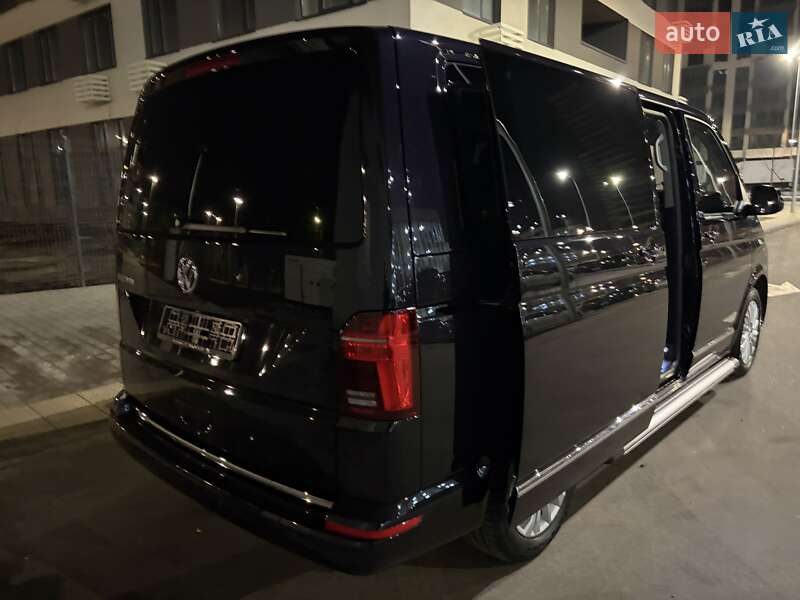 Минивэн Volkswagen Multivan 2022 в Киеве