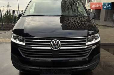 Мінівен Volkswagen Multivan 2022 в Києві