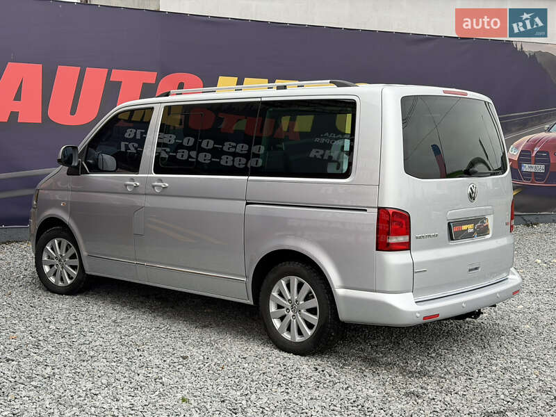 Минивэн Volkswagen Multivan 2011 в Стрые