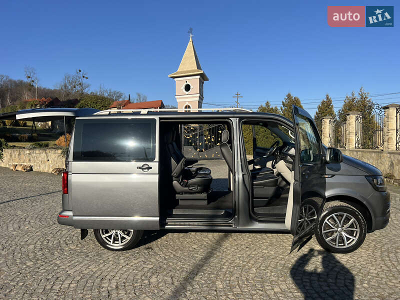 Минивэн Volkswagen Multivan 2018 в Черновцах