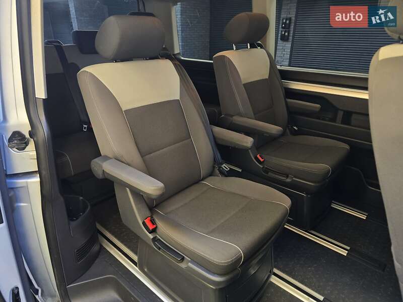 Минивэн Volkswagen Multivan 2013 в Хмельницком