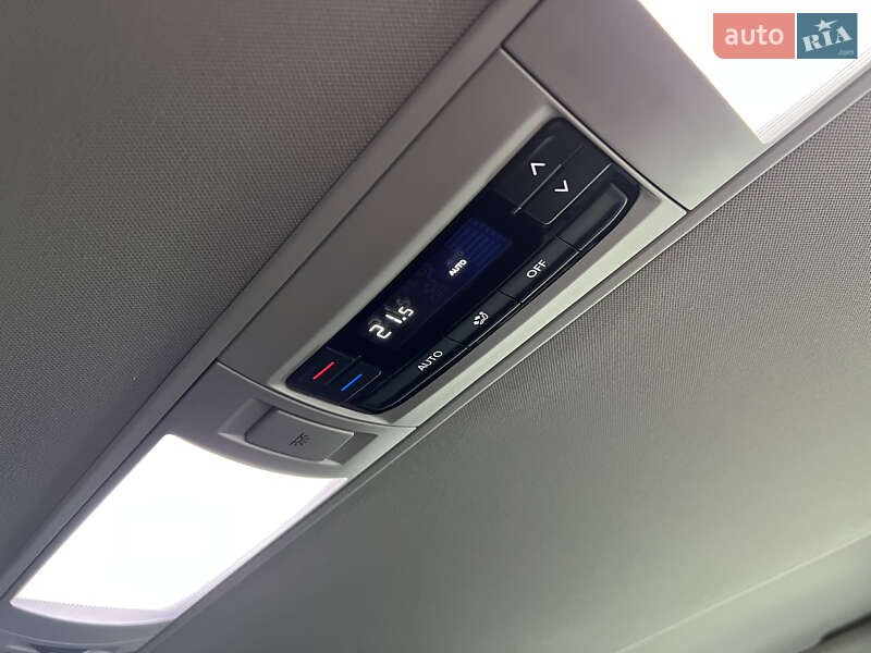 Минивэн Volkswagen Multivan 2020 в Киеве фото 45 Минивэн Volkswagen Multivan 2020 в Киеве