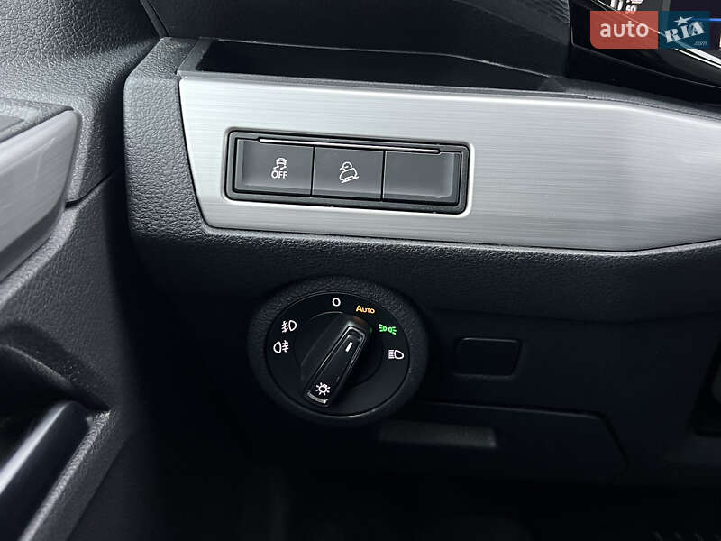 Минивэн Volkswagen Multivan 2020 в Киеве фото 50 Минивэн Volkswagen Multivan 2020 в Киеве