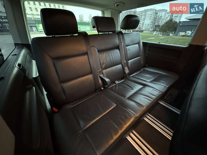 Минивэн Volkswagen Multivan 2013 в Черкассах