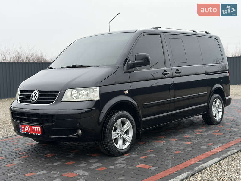 Минивэн Volkswagen Multivan 2009 в Берегово