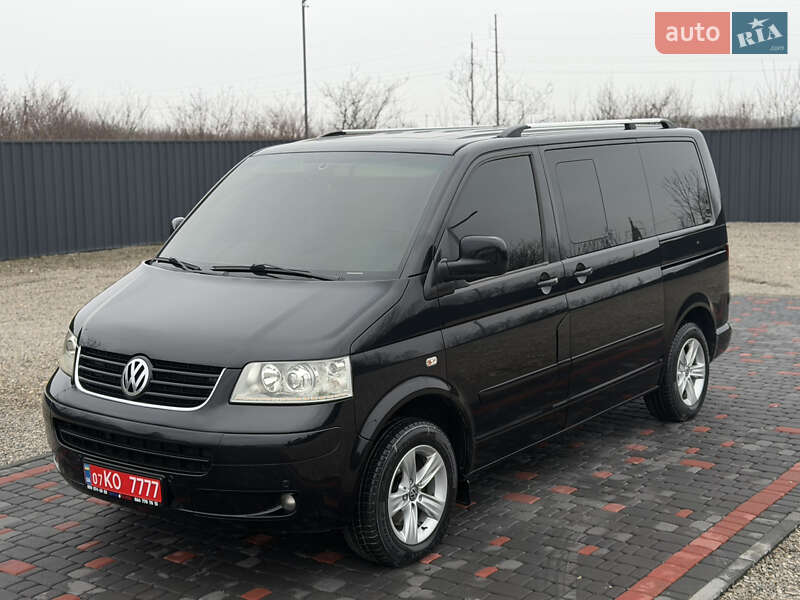 Минивэн Volkswagen Multivan 2009 в Берегово
