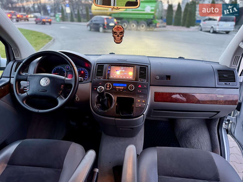 Минивэн Volkswagen Multivan 2006 в Ровно фото 9 Минивэн Volkswagen Multivan 2006 в Ровно