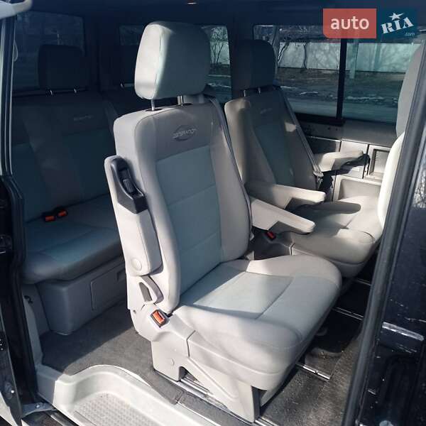 Мінівен Volkswagen Multivan 2002 в Одесі