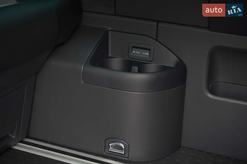 Мінівен Volkswagen Multivan 2020 в Житомирі