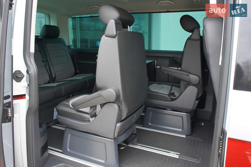 Мінівен Volkswagen Multivan 2020 в Житомирі