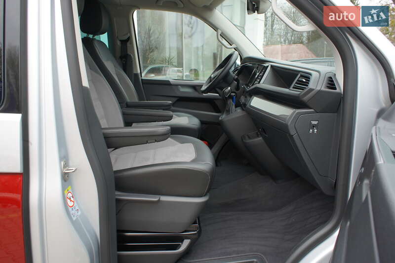 Мінівен Volkswagen Multivan 2020 в Житомирі