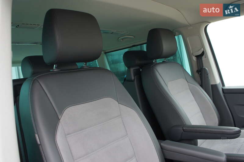 Мінівен Volkswagen Multivan 2020 в Житомирі